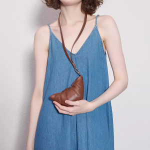 2025 Spring Summer Mini Croissant Coin Purse with Strap French Style
