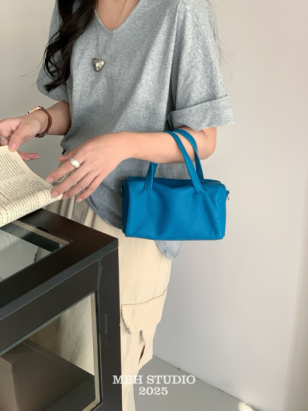 Top Layer Sheepskin Minimalist Toast Bag Premium Soft Leather Boston Bowling Crossbody Handbag with Shoulder Strap - Image 2