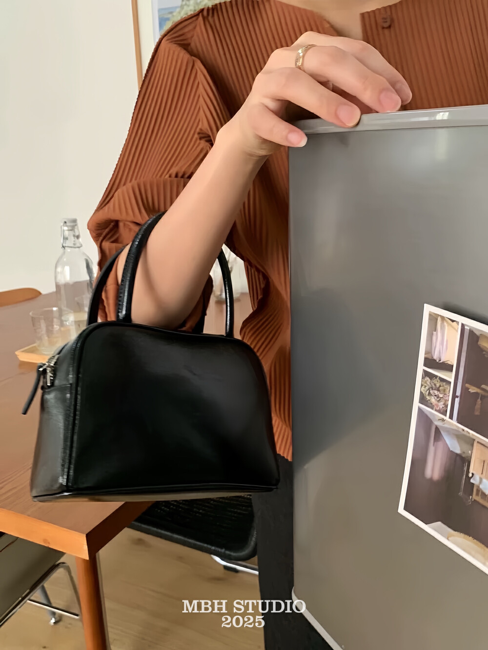 MBH 2025 New Boston Mini Square Bag Versatile Crossbody Handbag with Shoulder Strap - Image 3